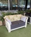 Ξύλινος άσπρος καναπές με μαξιλάρια Λάρισα νομού Λαρίσης, Θεσσαλία Έπιπλα - Είδη σπιτιού / κήπου Πωλούνται (μικρογραφία 1)
