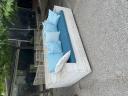 Ξύλινος άσπρος καναπές με μαξιλάρια Λάρισα νομού Λαρίσης, Θεσσαλία Έπιπλα - Είδη σπιτιού / κήπου Πωλούνται (μικρογραφία 1)