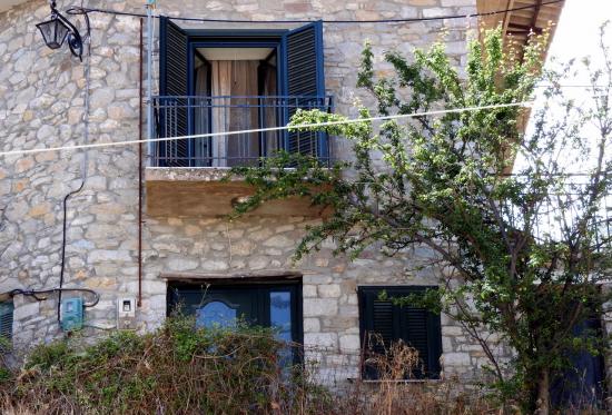 Eξοχική κατοικία (Μεζονέτα) Αιγιο νομού Αχαϊας, Πελοπόννησος Σπίτια / Διαμερίσματα προς πώληση Ακίνητα (φωτογραφία 1)