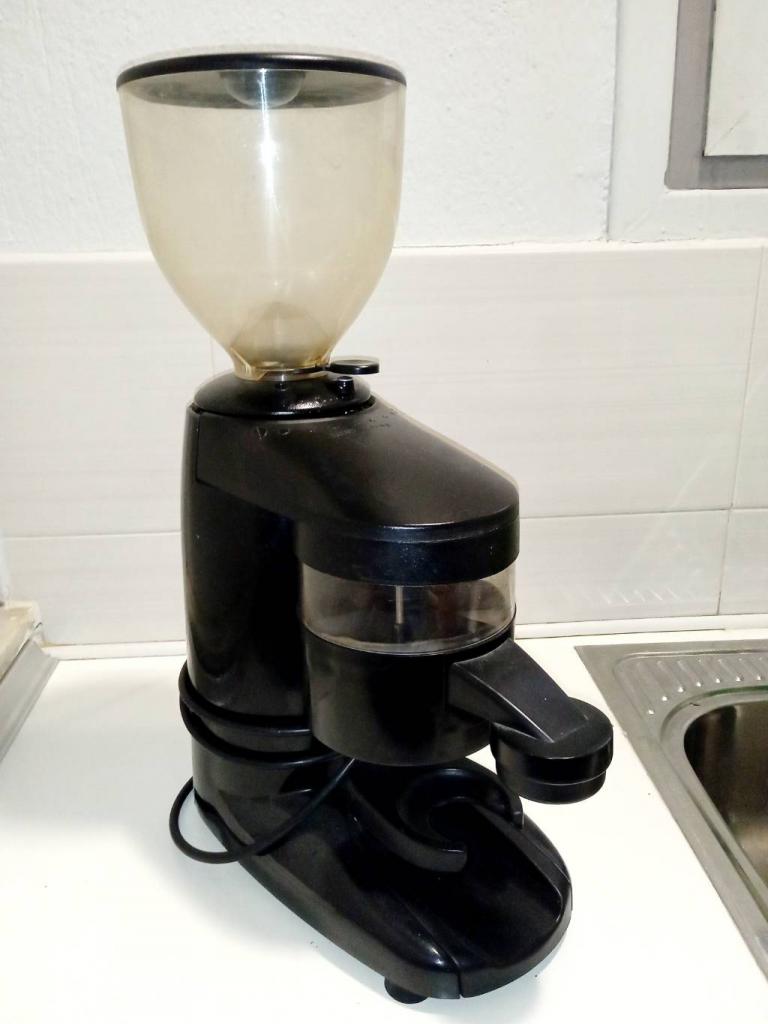 Μύλος άλεσης καφέ espresso - αγγελίες για Επιχειρήσεις - Εξοπλισμός σε Εύοσμος - Πωλούνται στο Νομό Θεσσαλονίκης, Μακεδονία - FreeList.gr aggelia 304518 (φωτογραφία 1) Μύλος άλεσης καφέ espresso - Εύοσμος Επιχειρήσεις - Εξοπλισμός | αγγελία 304518 FreeList.gr (φωτογραφία 1)