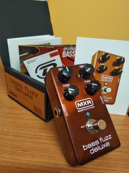 MXR BASS FUZZ DELUXE Ιωάννινα νομού Ιωαννίνων, Ήπειρος Μουσικά όργανα Πωλούνται (φωτογραφία 1)