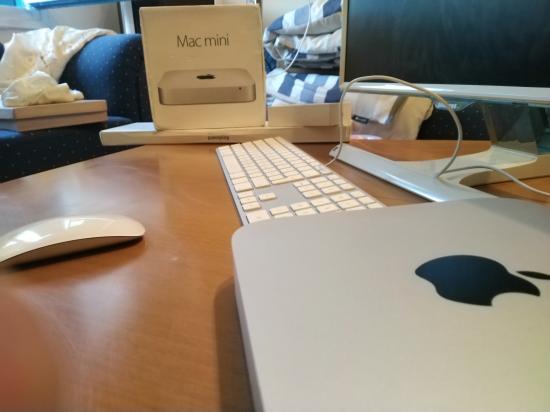 Mac Mini τελη 2014 2,8 GHz + Monitor Samsumg + Mac Keyboard Τρίκαλα νομού Τρικάλων, Θεσσαλία Η/Υ - Υλικό - Λογισμικό Πωλούνται (φωτογραφία 1)