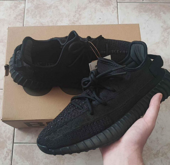 Yeezy Boost 350 V2 Onyx (σε άριστη κατάσταση) Χαιδαρι νομού Αττικής - Αθηνών, Αττική Ρούχα - Παπούτσια - Αξεσουάρ Πωλούνται (φωτογραφία 1)