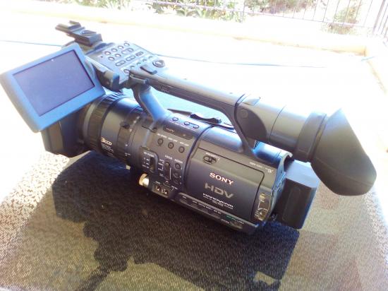 ΒΙΝΤΕΟΚΑΜΕΡΑ SONY HDR-FX1 Αμαρυνθος νομού Ευβοίας, Στερεά Ελλάδα Κάμερες - Αξεσουάρ κάμερας Πωλούνται (φωτογραφία 1)