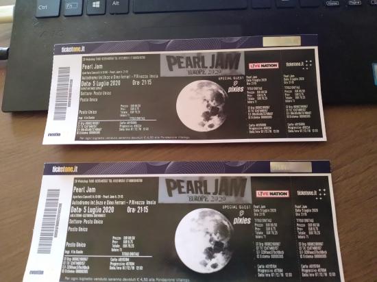 Δύο εισιτήρια Pearl Jam (Imola 25/6/2022) Νεα Ερυθραια νομού Αττικής - Αθηνών, Αττική Εισιτήρια - Κουπόνια Πωλούνται (φωτογραφία 1)