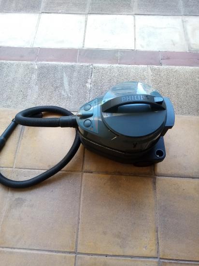 Ηλεκτρική σκούπα philips, μοντέλo Triathlon 1400 Watt Turbo, Καλαμαρια νομού Θεσσαλονίκης, Μακεδονία Οικιακές συσκευές Πωλούνται (φωτογραφία 1)