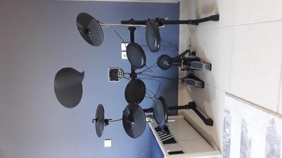 Ηλεκτρονικό DRUM SET ALESIS DM6 Ηγουμενίτσα νομού Θεσπρωτίας, Ήπειρος Μουσικά όργανα Πωλούνται (φωτογραφία 1)