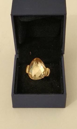Μονόπετρο Swarovski δαχτυλίδι Νεα Ιωνια νομού Αττικής - Αθηνών, Αττική Κοσμήματα - Ορολόγια Πωλούνται (φωτογραφία 1)