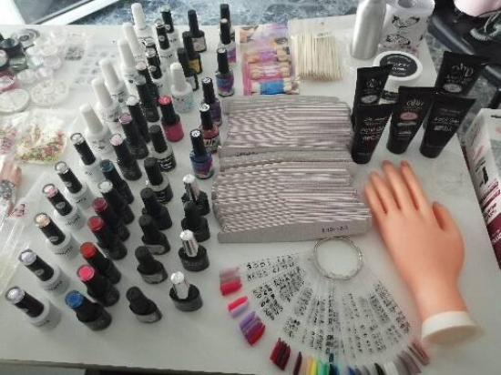 Πωλείται εξοπλισμός τεχνήτριας νυχιών Nail Art Πάτρα νομού Αχαϊας, Πελοπόννησος Υγεία - Ομορφιά Πωλούνται (φωτογραφία 1)