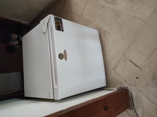 Πωλείται ψυγείο ελαφρώς μεταχειρισμένο Βόλος νομού Μαγνησίας, Θεσσαλία Οικιακές συσκευές Πωλούνται (φωτογραφία 1)