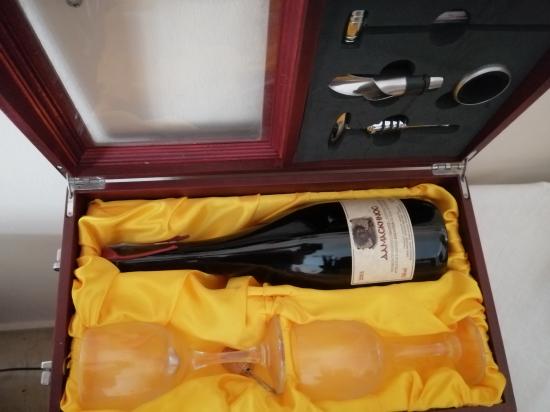 Πωλείται συλλεκτικό κρασί Θεσσαλονίκη νομού Θεσσαλονίκης, Μακεδονία Τρόφιμα - Ποτά Πωλούνται (φωτογραφία 1)