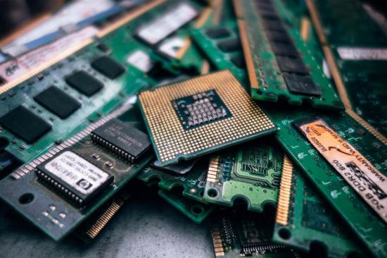 "Πωλούνται: Υλικά Υπολογιστών PC (Desktop) - Πειραιάς" Αθήνα νομού Αττικής - Αθηνών, Αττική Η/Υ - Υλικό - Λογισμικό Πωλούνται (φωτογραφία 1)
