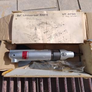 Γωνιακός τροχός αέρος της universal tools