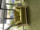 Ξύλινος άσπρος καναπές με μαξιλάρια Λάρισα νομού Λαρίσης, Θεσσαλία Έπιπλα - Είδη σπιτιού / κήπου Πωλούνται (μικρογραφία 2)
