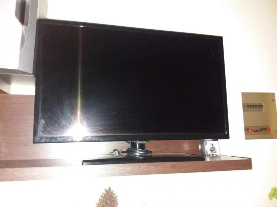 Τηλεόραση Samsung lcd 32 ιντσών Ιωάννινα νομού Ιωαννίνων, Ήπειρος Ηλεκτρονικές συσκευές Πωλούνται (φωτογραφία 1)