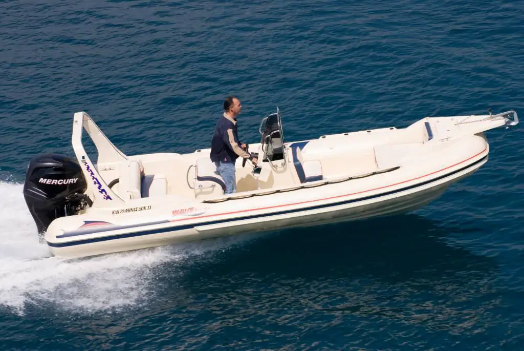 WAVEboats FISHING 660