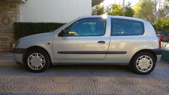 Renault Clio 1200cc, Χρώμα ασιμί, 3θυρο Καλαμάτα νομού Μεσσηνίας, Πελοπόννησος Αυτοκίνητα Οχήματα (φωτογραφία 1)