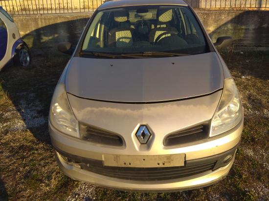 Renault clio 3. 1400 2006 μοντέλο 117bhp Καστοριά νομού Καστοριάς, Μακεδονία Αυτοκίνητα Οχήματα (φωτογραφία 1)