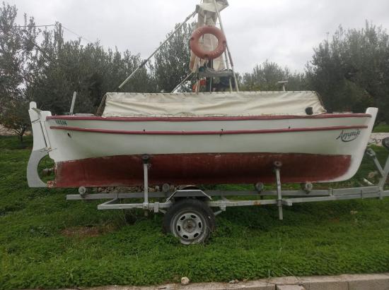 αλειευτικο 4.85 με αδεια ανανεωμενη Κρανιδι νομού Αργολίδος, Πελοπόννησος Βάρκες - Σκάφη Οχήματα (φωτογραφία 1)