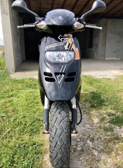 Πωλείται scooter Piaggio typhoon 2t 50 c.c Αλεξανδρούπολη νομού Έβρου, Θράκη Μοτοσυκλέτες - Σκούτερς Οχήματα (φωτογραφία 1)