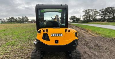 2012 Μίνι εκσκαφέας JCB 8026CTS - (μικρογραφία 3)