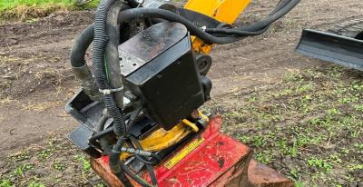 2012 Μίνι εκσκαφέας JCB 8026CTS - (μικρογραφία 9)