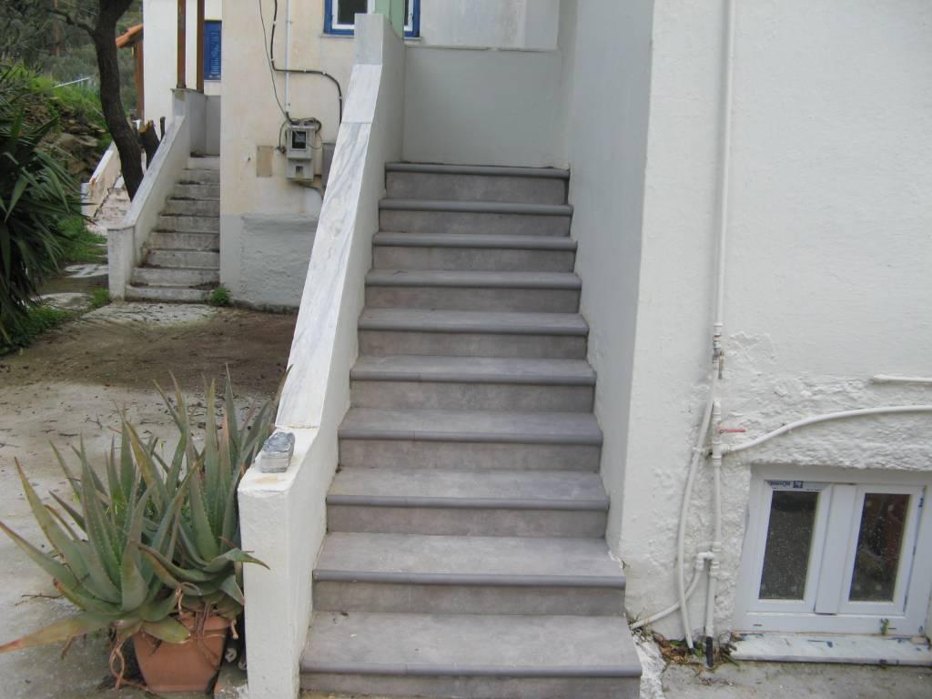 Appartment with beatiful view. - αγγελίες για Σπίτια / Ενοικιαζόμενα διαμερίσματα σε Ανδρος - Ακίνητα στο Νομό Κυκλάδων, Νησιά Αιγαίου - FreeList.gr aggelia 305304 (φωτογραφία 1) Appartment with beatiful view. - Ανδρος Σπίτια / Ενοικιαζόμενα διαμερίσματα | αγγελία 305304 FreeList.gr (φωτογραφία 1)