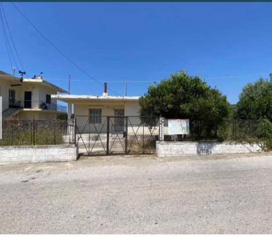 Μονοκατοικία με οικόπεδο στο Κάτω Σαμικό Κρεστενα νομού Ηλείας, Πελοπόννησος Οικόπεδα - Αγροτεμάχια Ακίνητα (φωτογραφία 1)