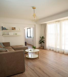 V & V Apartment with Acropolis View - (μικρογραφία 5)