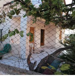 Ανταλλάσσω Ισόγειο διαμέρισμα - (μικρογραφία 2)