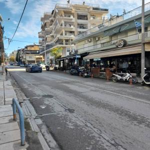 ΕΠΕΝΔΥΤΙΚΟ ΚΑΤΑΣΤΗΜΑ - (μικρογραφία 3)