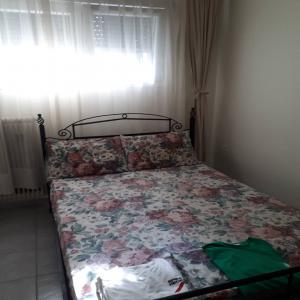 Επιπλωμένο Διαμέρισμα στην Άνω Πόλη Θεσσαλονίκης - (μικρογραφία 4)