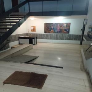 Πωλείται πλήρως ανακαινισμένο διαμέρισμα 78 τ.μ. – 4ος όροφο - (μικρογραφία 14)