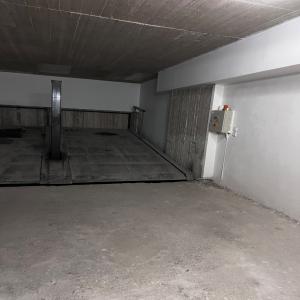 υπόγειο κλειστό πάρκινγκ, πλησίον Παίδων - (μικρογραφία 3)
