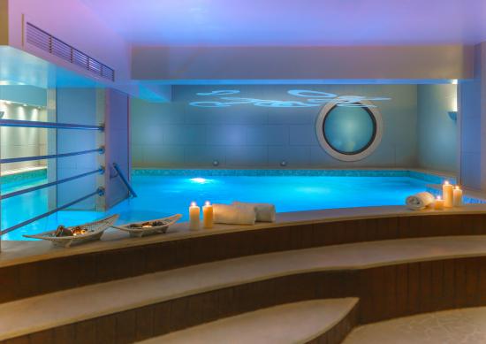 SPA THERAPIST COSMOPOLITAN HOTEL & SPA Κατερίνη νομού Πιερίας, Μακεδονία Τουριστικός - Ξενοδοχειακός τομέας Εργασία (φωτογραφία 1)