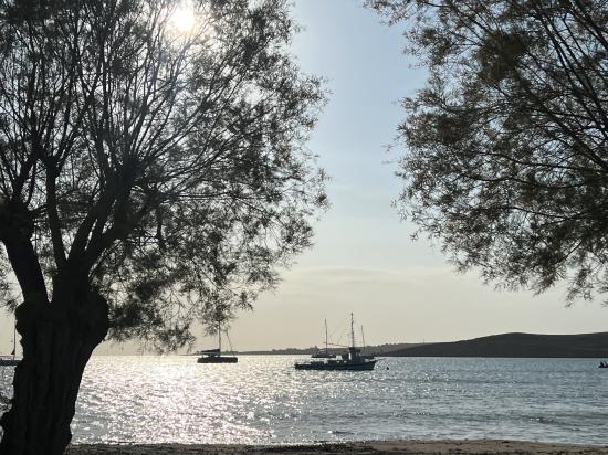 ΠΑΡΟΣ ΣΑΙΖΟΝ 2025 ΖΗΤΗΤΑΙ ΠΡΟΣΩΠΙΚΟ ΓΙΑ ΞΕΝΟΔΟΧΕΙΟ ΣΟΥΙΤΩΝ Παρος νομού Κυκλάδων, Νησιά Αιγαίου Τουριστικός - Ξενοδοχειακός τομέας Εργασία (φωτογραφία 1)