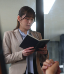 A secretary who knows Japanese (μικρογραφία)