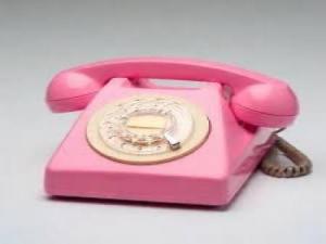 Τηλεφωνήτριες για γραφείο γνωριμιών