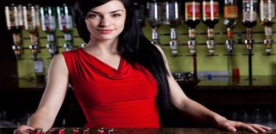 Zητούνται για Σεζόν Barwoman-Σερβιτόρα