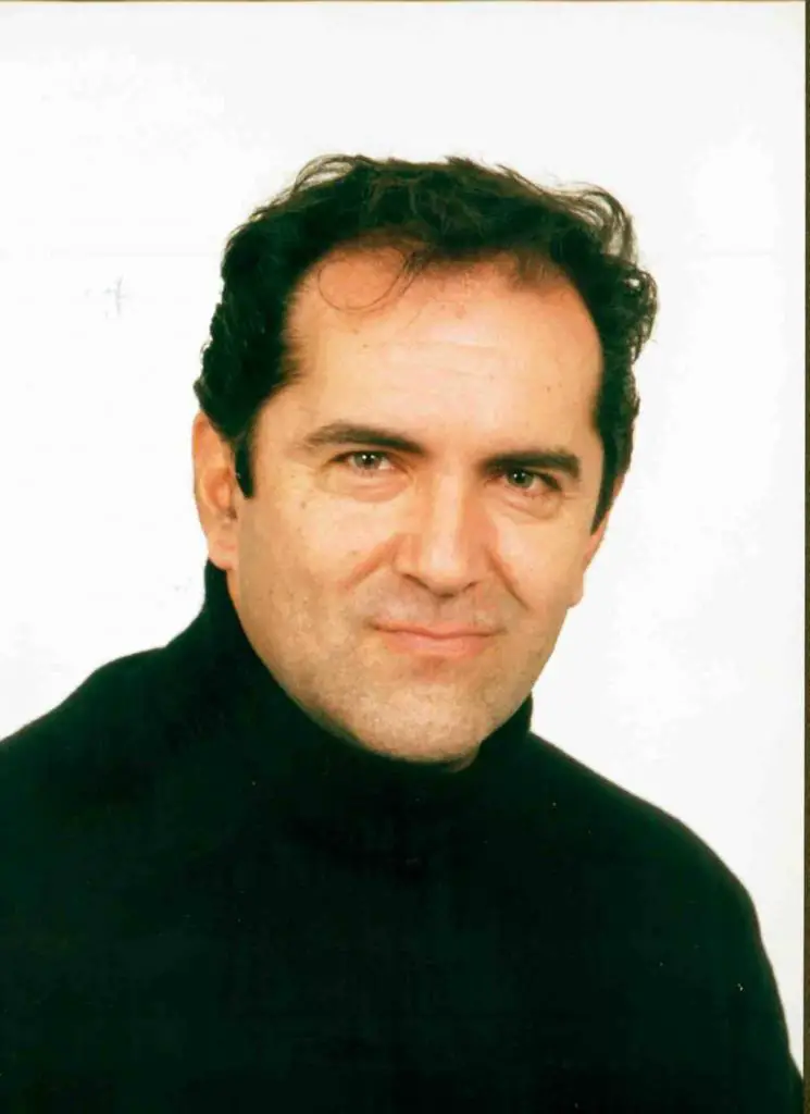 ΜΑΘΗΜΑΤΑ ΣΕ ΦΟΙΤΗΤΕΣ