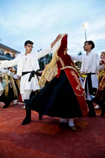 Ιδιαίτερα μαθήματα παραδοσιακού χορού Ευοσμο νομού Θεσσαλονίκης, Μακεδονία Μαθήματα Χορού / Μουσικής / Θεάτρου Μαθήματα (φωτογραφία 1)