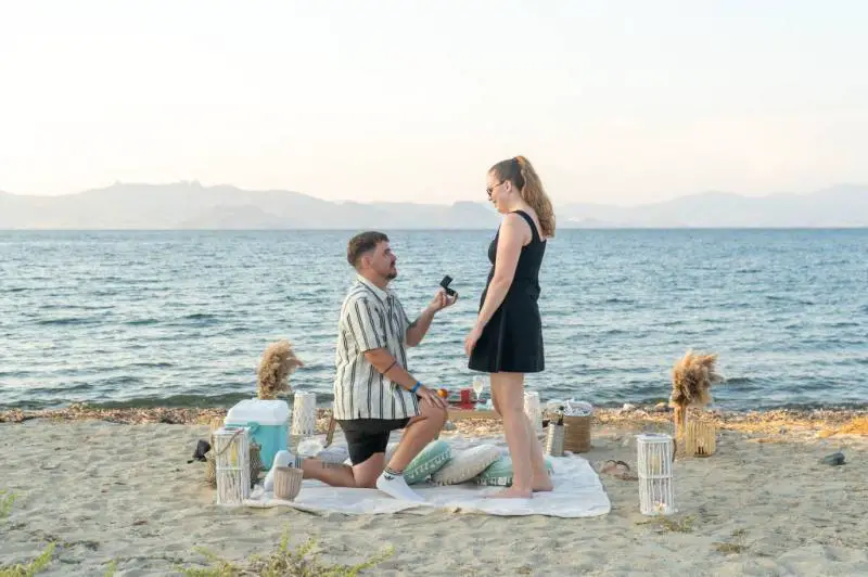 ΦΩΤΟΓΡΑΦΙΣΗ ΠΡΩΤΑΣΗ ΓΑΜΟΥ SURPRISE PROPOSAL MARRIGE - ΦΩΤΟΓΡΑΦΙΣΗ ΠΡΩΤΑΣΗ ΓΑΜΟΥ SURPRISE PROPOSAL MARRIGE - Κερατσινι Υπηρεσίες εκδηλώσεων - Διασκέδαση Υπηρεσίες Ν. Αττικής - Πειραιώς / Νήσων, Αττική αγγελία 302606 FreeList.gr (φωτογραφία 1) ΦΩΤΟΓΡΑΦΙΣΗ ΠΡΩΤΑΣΗ ΓΑΜΟΥ SURPRISE PROPOSAL MARRIGE ΦΩΤΟΓΡΑΦΙΣΗ ΠΡΩΤΑΣΗ ΓΑΜΟΥ SURPRISE PROPOSAL MARRIGE - αγγελίες για Υπηρεσίες εκδηλώσεων - Διασκέδαση σε Κερατσινι - Υπηρεσίες στο Νομό Αττικής - Πειραιώς / Νήσων, Αττική - FreeList.gr aggelia 302606 (φωτογραφία 1)