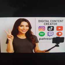 Κοπέλα δημιουργικές φωτογράφισεις digital content